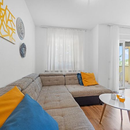 Neea Apartments メドゥリン エクステリア 写真
