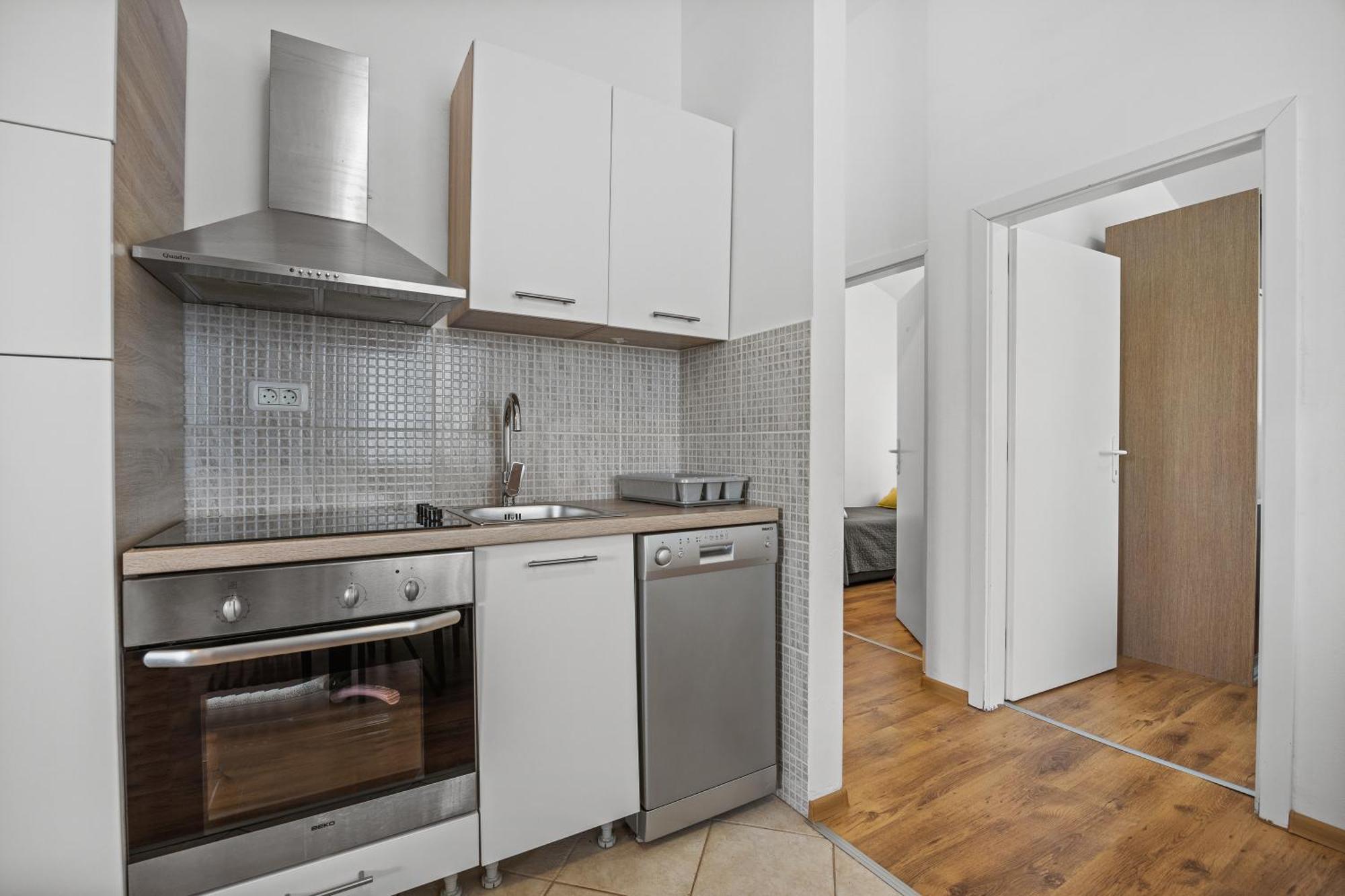 Neea Apartments メドゥリン 部屋 写真