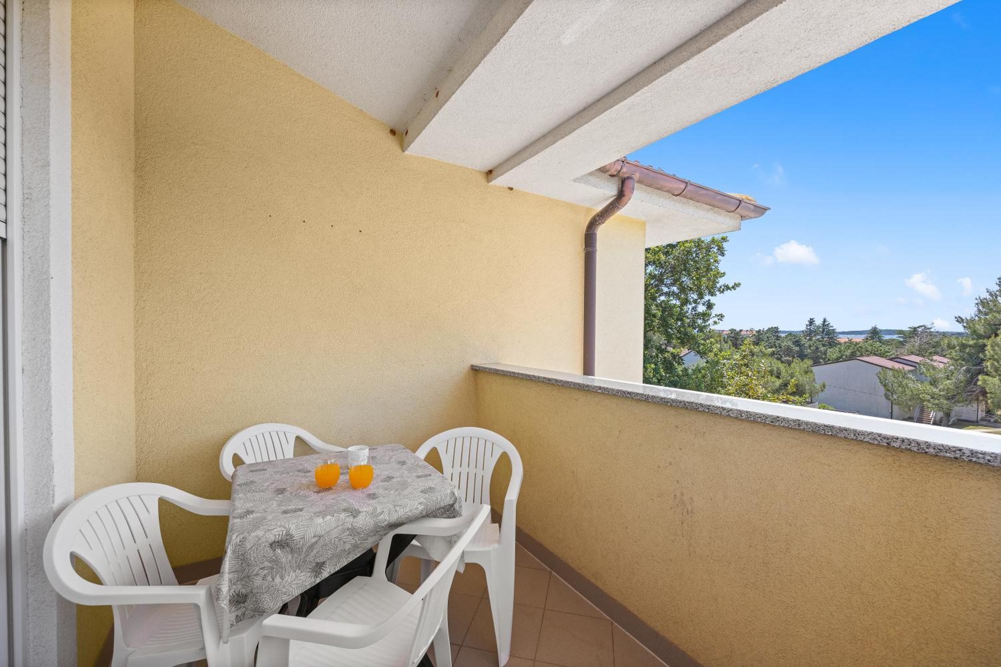 Neea Apartments メドゥリン 部屋 写真
