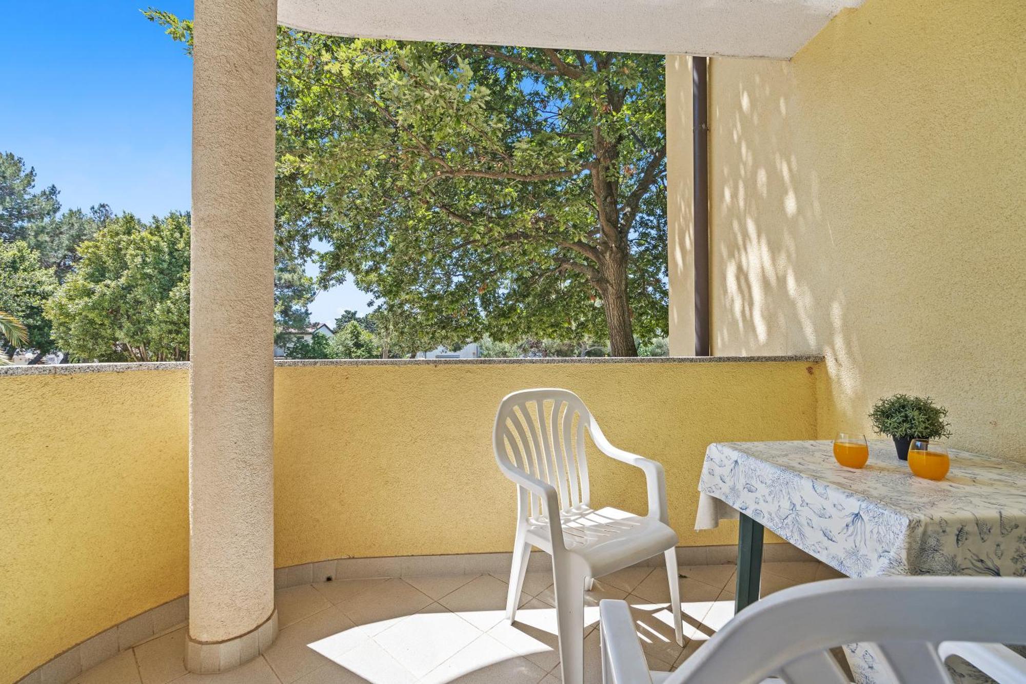 Neea Apartments メドゥリン 部屋 写真